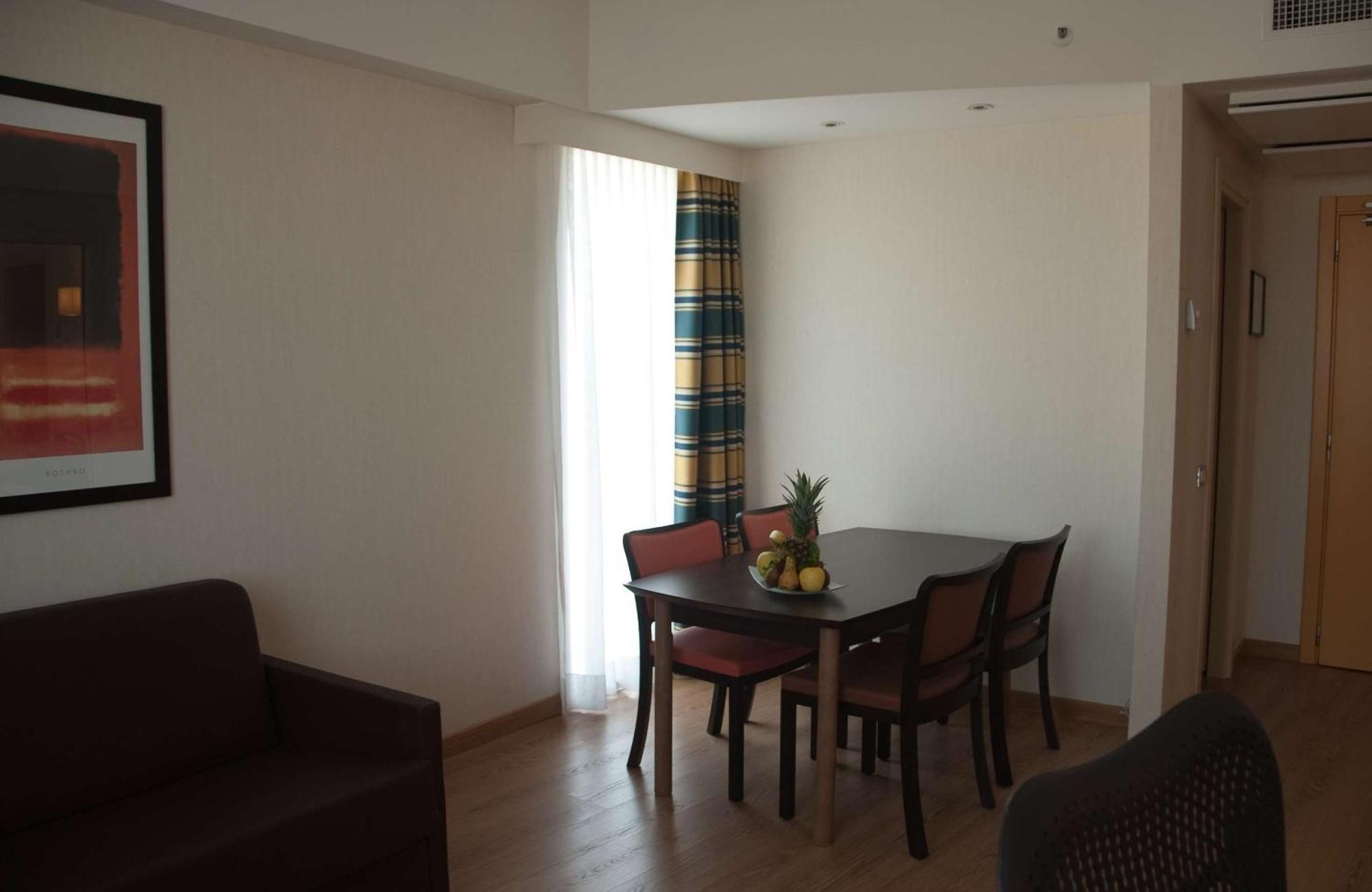 Hilton Garden Inn Rome Airport Fiumicino Esterno foto