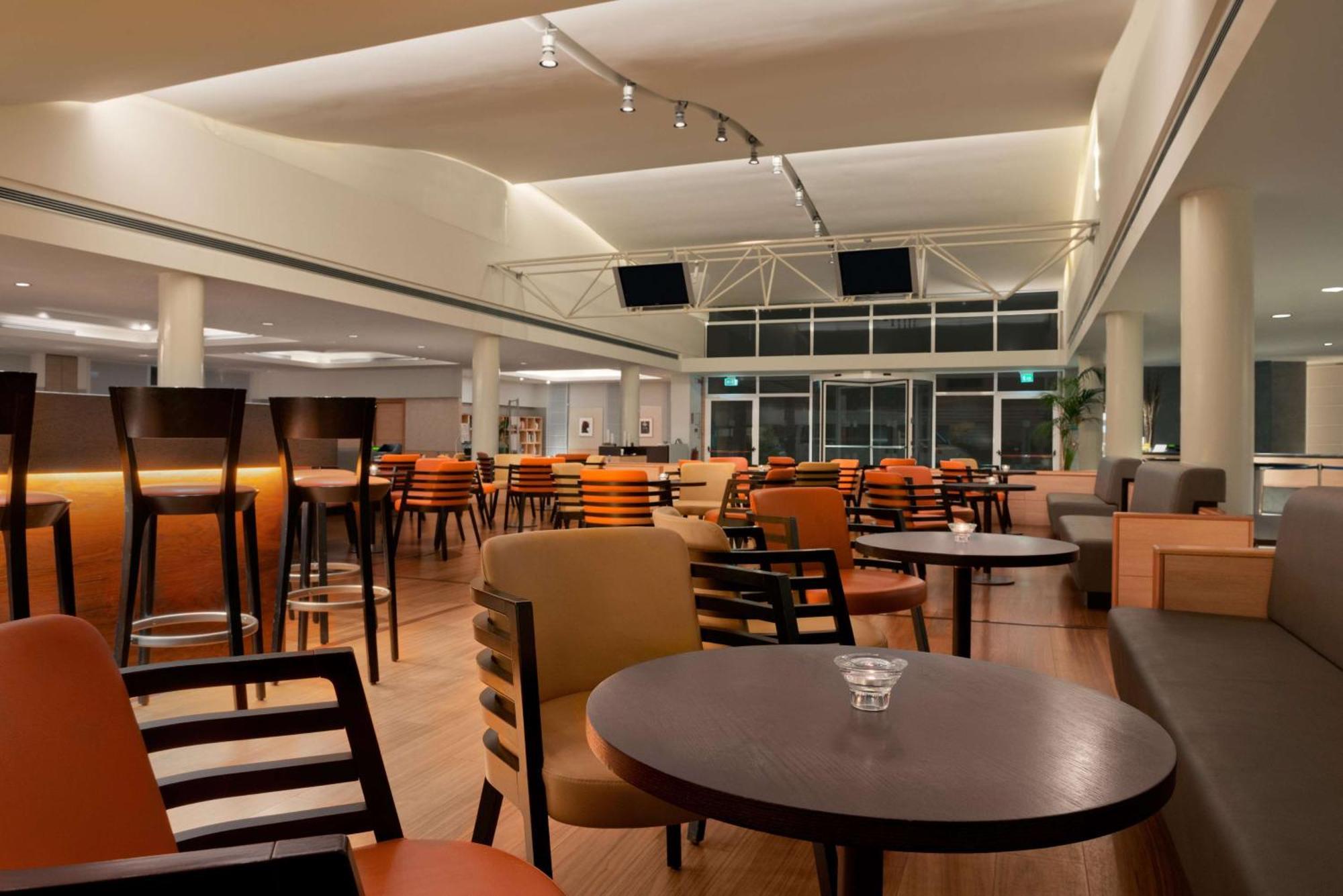 Hilton Garden Inn Rome Airport Fiumicino Esterno foto