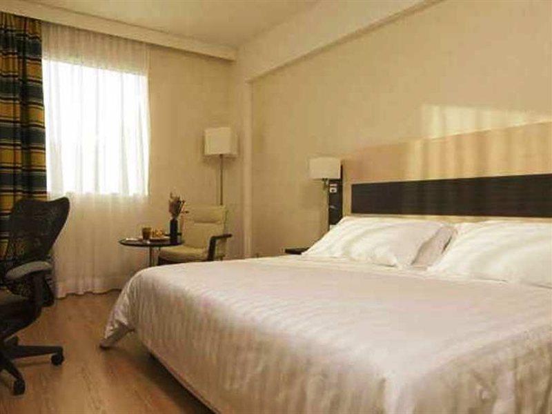Hilton Garden Inn Rome Airport Fiumicino Esterno foto