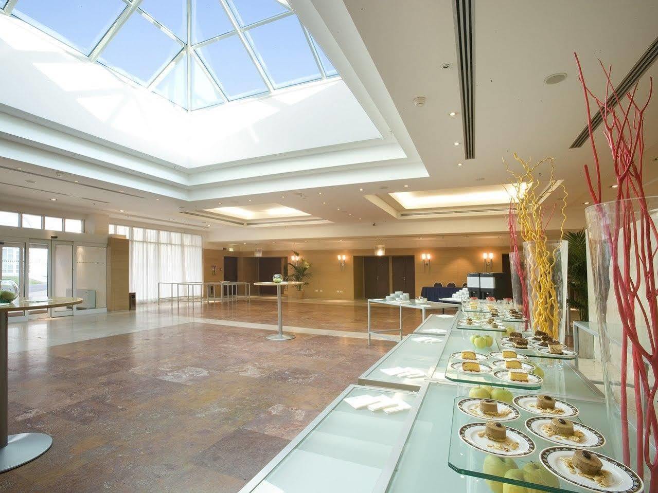 Hilton Garden Inn Rome Airport Fiumicino Esterno foto